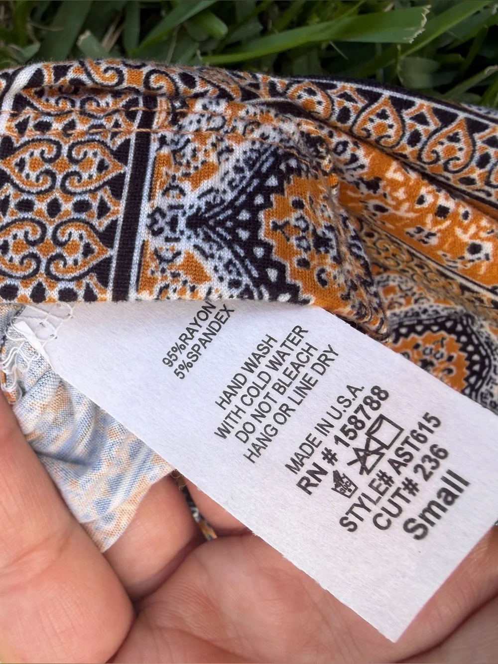Amable Forbidden Pants Boho Medallion Print Bell Bottom Flare Pants Small - Picture 6 of 7